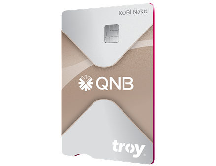 KOBİ Nakit QNB troy logolu, gümüş ve bej renkli banka veya kredi kartı.